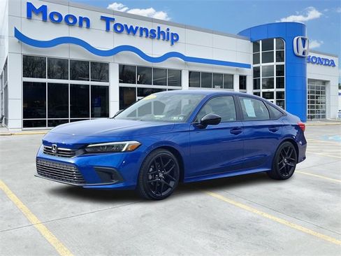 Used 2023 Honda Civic Sport image 3