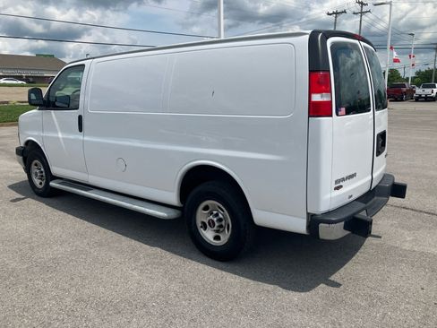 Used 2022 GMC Savana 2500 w/ Driver Convenience Package RWD image 5