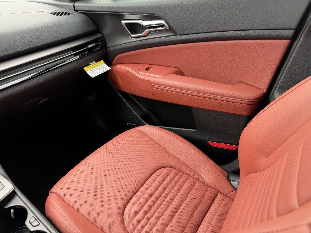 New 2026 Kia Sportage SX FWD image 15