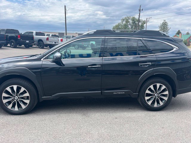 Used 2023 Subaru Outback Touring XT AWD/4WD image 6