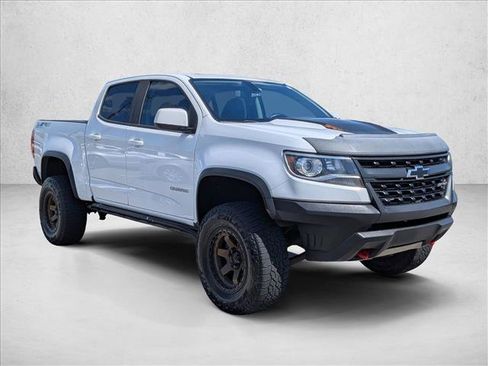 Used 2018 Chevrolet Colorado ZR2 w/ ZR2 Dusk Special Edition AWD/4WD image 3