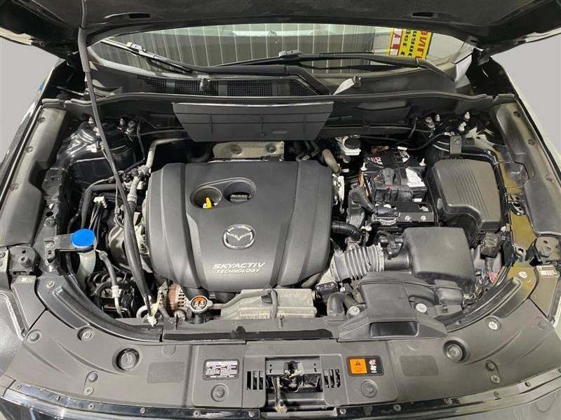 Used 2018 MAZDA CX-5 Touring w/ Preferred Equipment Package FWD image 28
