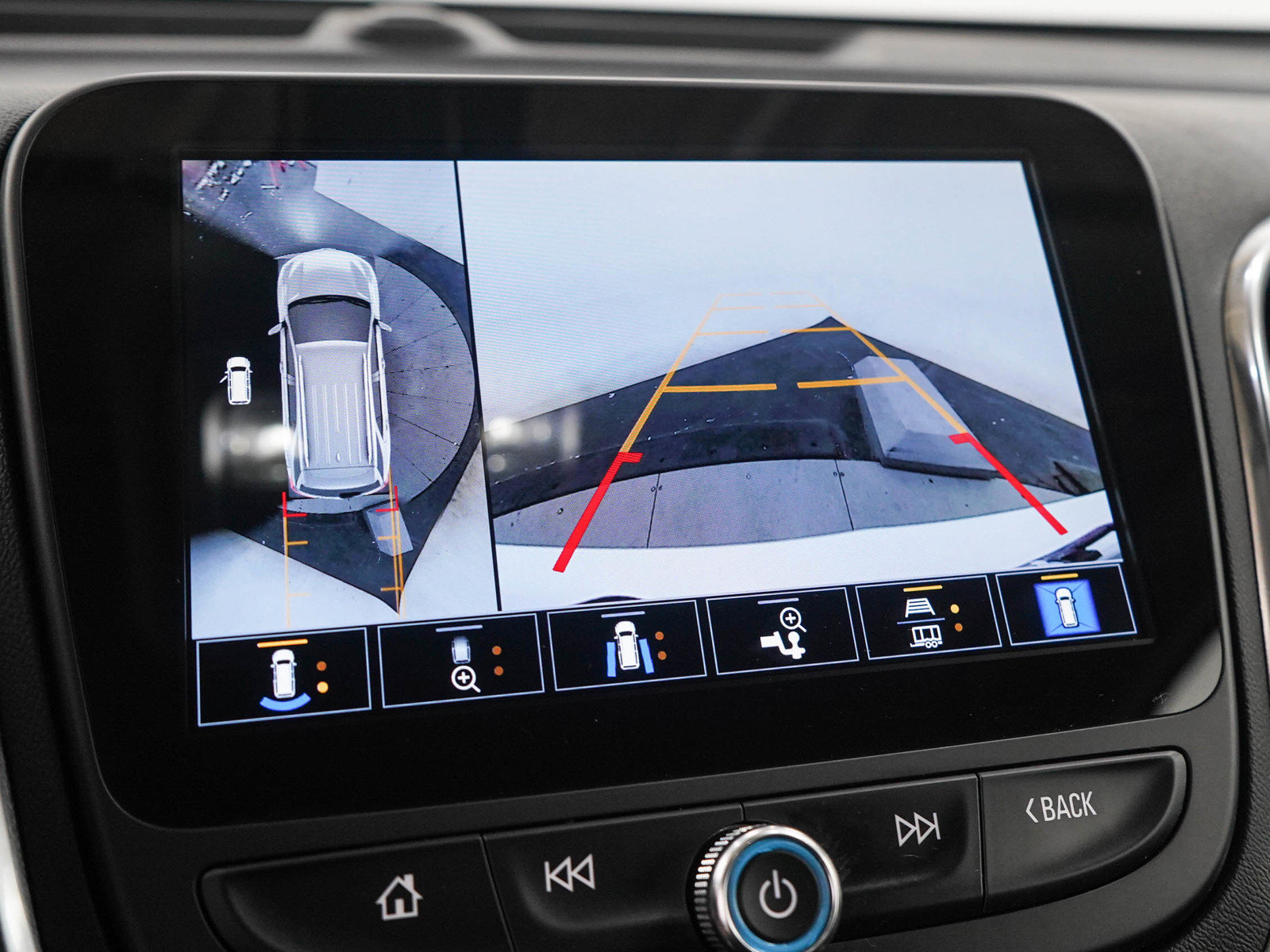 Used 2024 Chevrolet Equinox LT AWD/4WD image 28