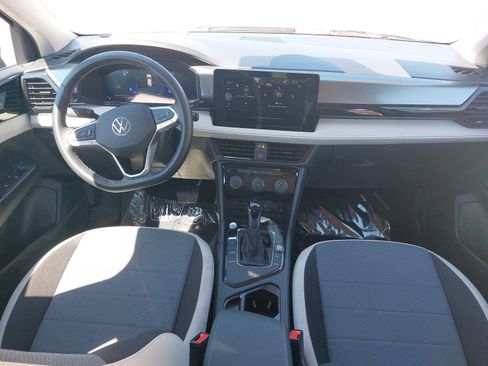 Used 2025 Volkswagen Taos S image 9
