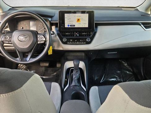 Used 2023 Toyota Corolla LE image 17