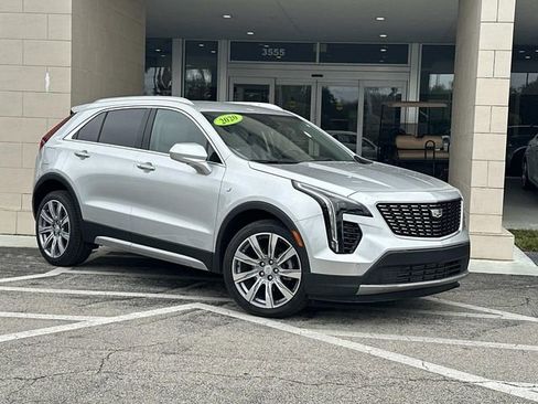 Used 2020 Cadillac XT4 Premium Luxury image 2