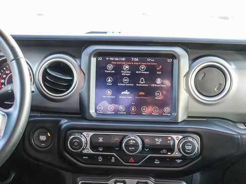Used 2022 Jeep Gladiator Rubicon w/ Trailer Tow Package AWD/4WD image 16
