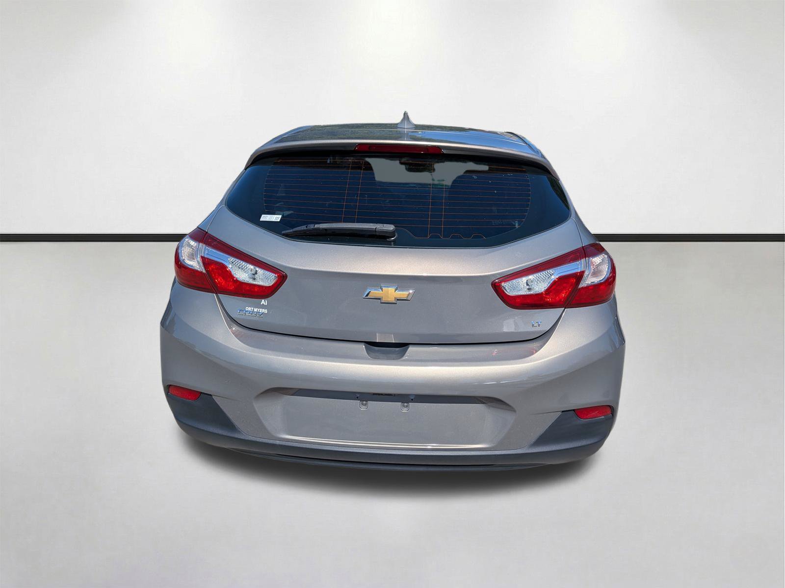 Used 2018 Chevrolet Cruze LT w/ Convenience Package FWD image 5