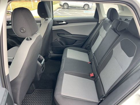 Used 2022 Volkswagen Taos S w/ IQ Drive S Package image 24