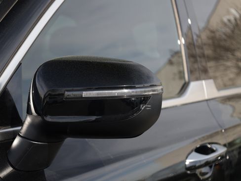 Used 2023 Kia Telluride S image 18