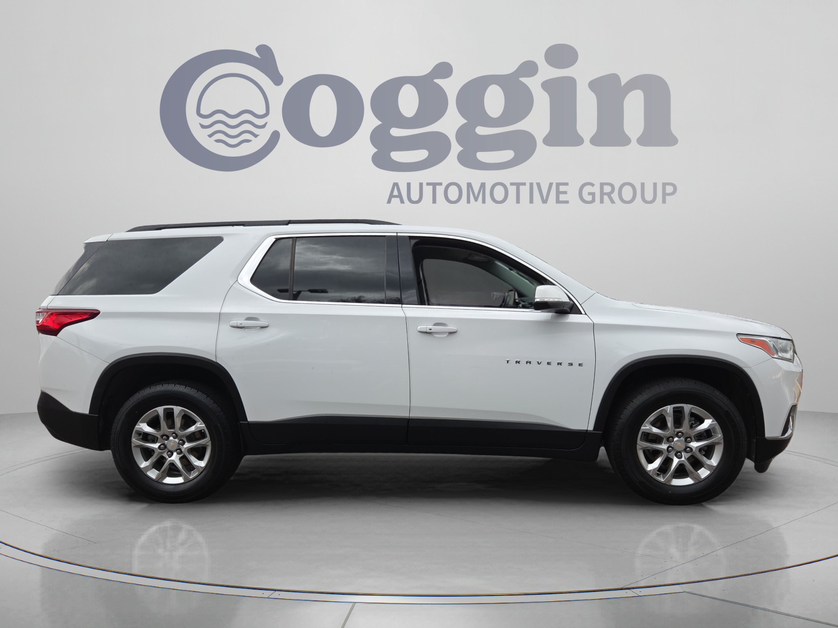 Used 2021 Chevrolet Traverse LT FWD image 6