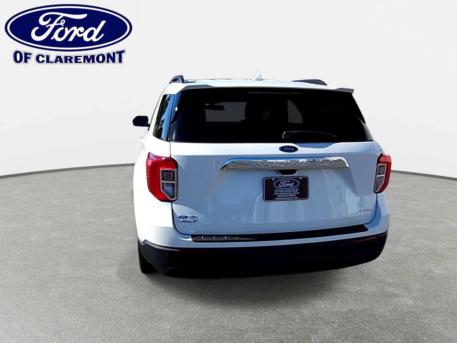 Used 2023 Ford Explorer XLT w/ Class IV Trailer Tow Package AWD/4WD image 2