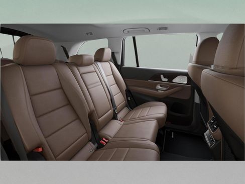 New 2026 Mercedes-Benz GLS 450 4MATIC image 41