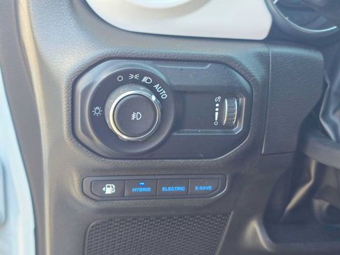 Used 2023 Jeep Wrangler Unlimited Rubicon 4xe w/ Cold Weather Group AWD/4WD image 24