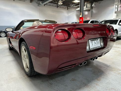 Used 2003 Chevrolet Corvette Convertible w/ Preferred Equipment Group1 RWD image 5
