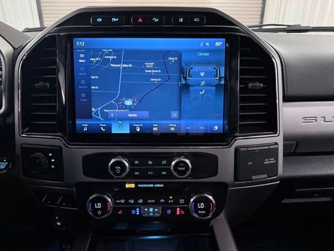 Used 2022 Ford F350 Lariat w/ Lariat Ultimate Package AWD/4WD image 23
