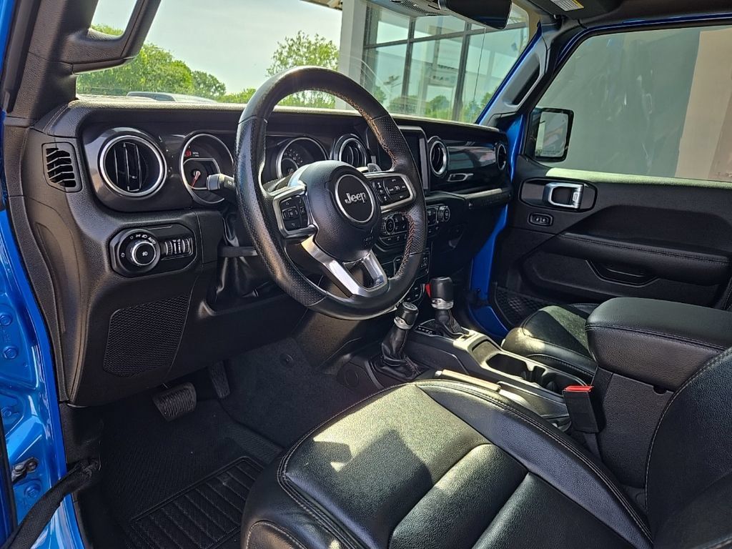 Used 2022 Jeep Wrangler Unlimited Rubicon w/ Trailer Tow Package AWD/4WD image 42