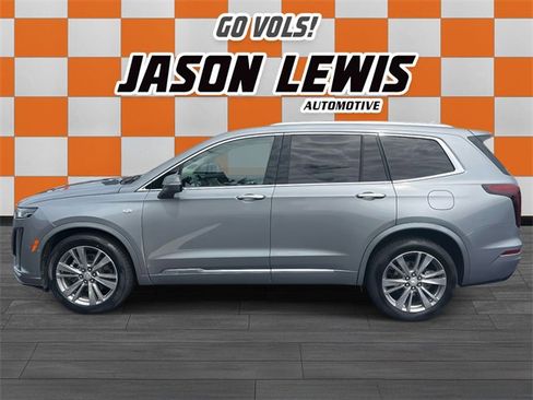 Used 2023 Cadillac XT6 Premium Luxury image 7