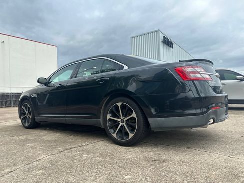 Used 2015 Ford Taurus Limited w/ Equipment Group 301A FWD image 5