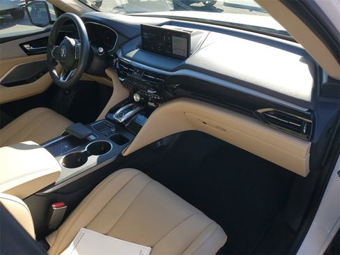 Certified 2024 Acura MDX FWD w/ Technology Package image 4