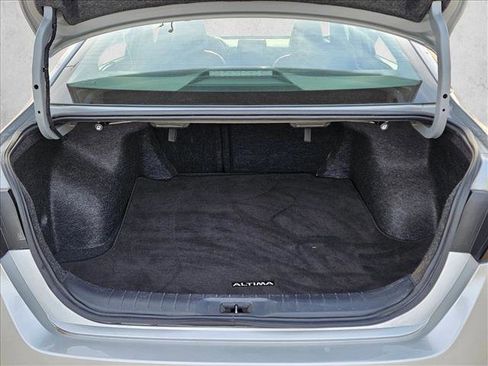 Used 2024 Nissan Altima 2.5 SR image 6