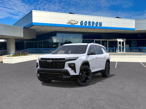New 2026 Chevrolet Traverse RS image 8