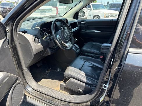 Used 2016 Jeep Compass High Altitude AWD/4WD image 9