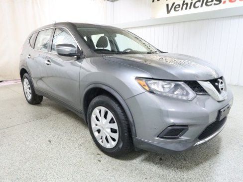 Used 2015 Nissan Rogue S AWD/4WD image 5