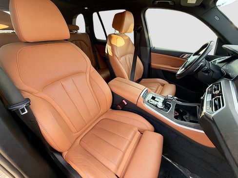 Used 2022 BMW X5 xDrive45e w/ Luxury Seating Package image 15