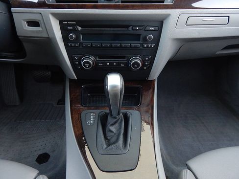 Used 2010 BMW 328i Sedan image 23