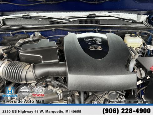 Used 2022 Toyota Tacoma TRD Off-Road image 14