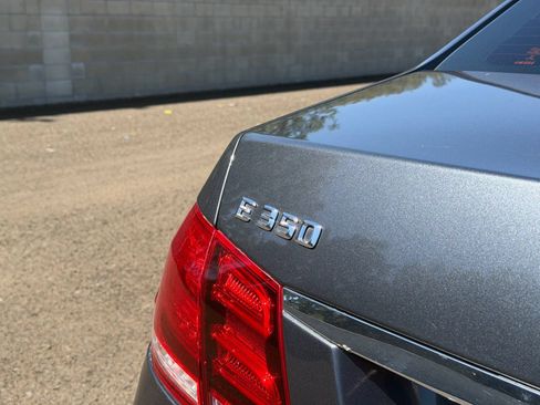 Used 2016 Mercedes-Benz E 350 Sedan image 5