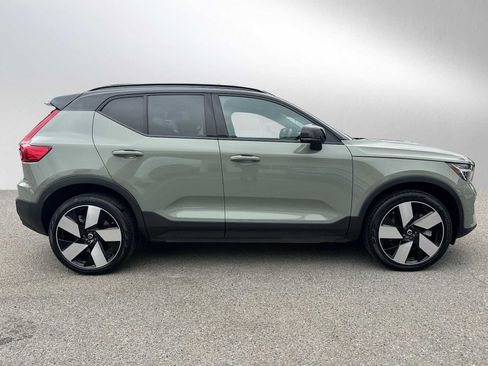Certified 2023 Volvo XC40 Recharge Ultimate AWD/4WD image 3