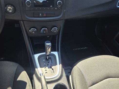 Used 2012 Dodge Avenger SE FWD image 8