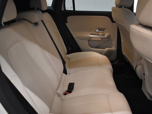 New 2026 Mercedes-Benz GLA 250 4MATIC image 19