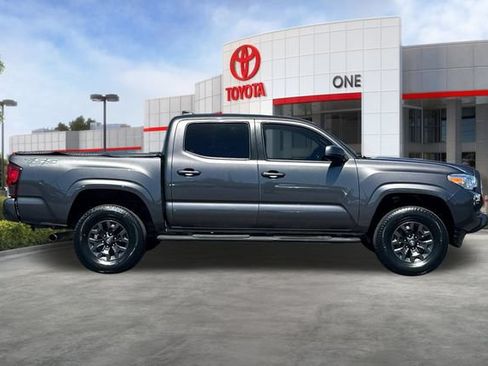 Used 2019 Toyota Tacoma SR w/ SR Convenience Package RWD image 3