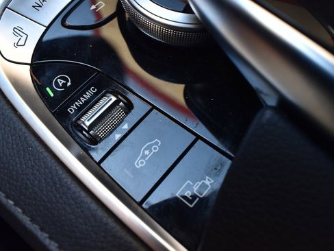Used 2019 Mercedes-Benz S 450 Sedan image 32