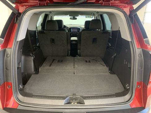 Used 2020 GMC Acadia AT4 w/ Trailering Package AWD/4WD image 7