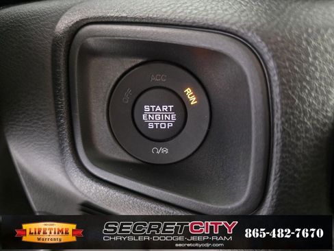 New 2025 Jeep Gladiator Sport image 22