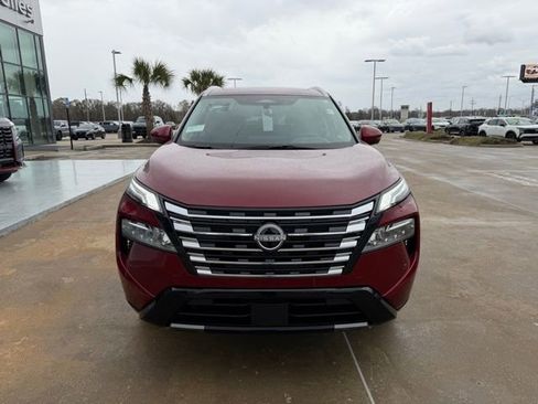New 2026 Nissan Rogue Platinum w/ Tech Package AWD/4WD image 9