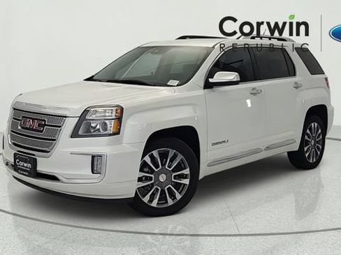 Used 2017 GMC Terrain Denali FWD image 1