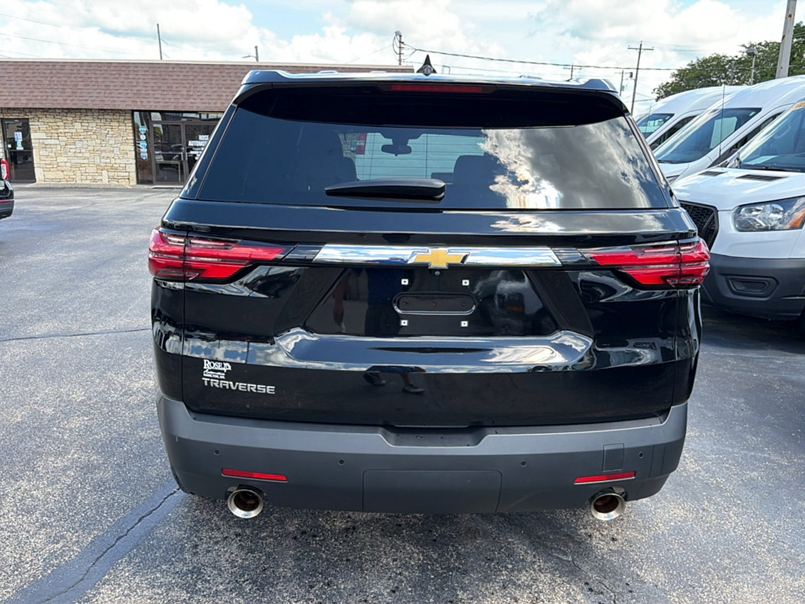 Used 2022 Chevrolet Traverse LS FWD image 6