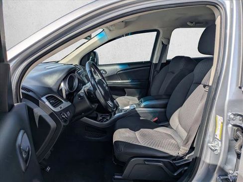 Used 2018 Dodge Journey SE w/ Connectivity Group AWD/4WD image 21
