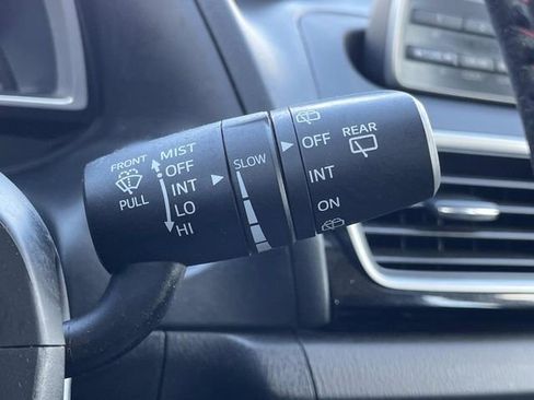 Used 2014 MAZDA MAZDA3 i Touring FWD image 28