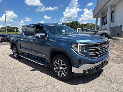 Used 2024 GMC Sierra 1500 SLT AWD/4WD image 1