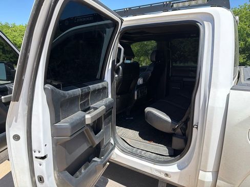 Used 2019 Ford F150 Raptor w/ Equipment Group 802A Luxury AWD/4WD image 19