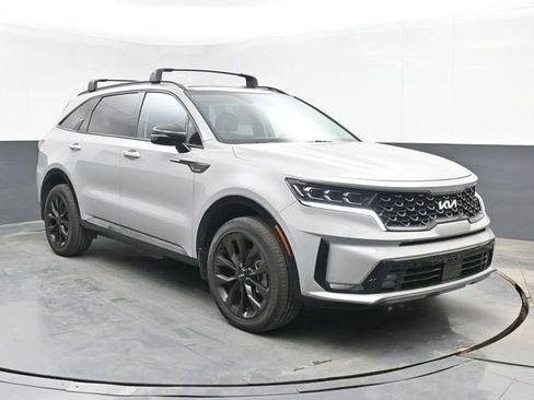 Used 2023 Kia Sorento SX AWD/4WD image 2
