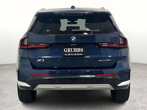 Certified 2025 BMW X1 xDrive28i w/ Technology Package AWD/4WD image 4