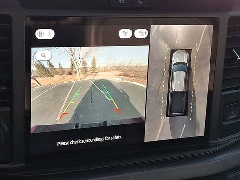 Used 2025 Ford F450 Platinum w/ FX4 Off-Road Package image 15