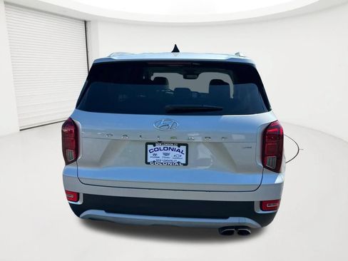 Used 2022 Hyundai Palisade SEL w/ 8P Bench Seat Package AWD/4WD image 6